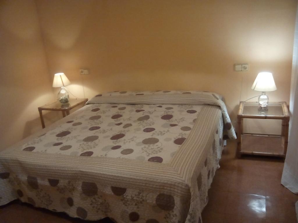 Puig Gros Hotel Montrás Pokój zdjęcie
